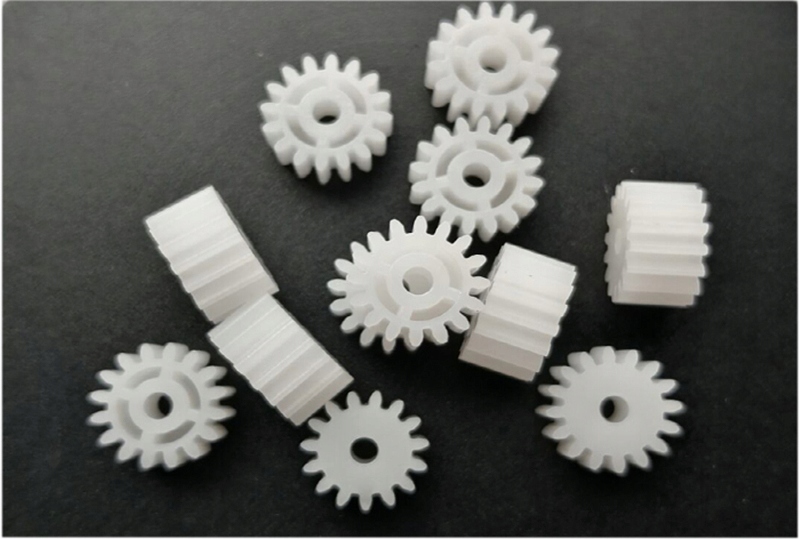 Ložiská - 0,5 m 16t 18t plastové prevody 2/3 mm motor D