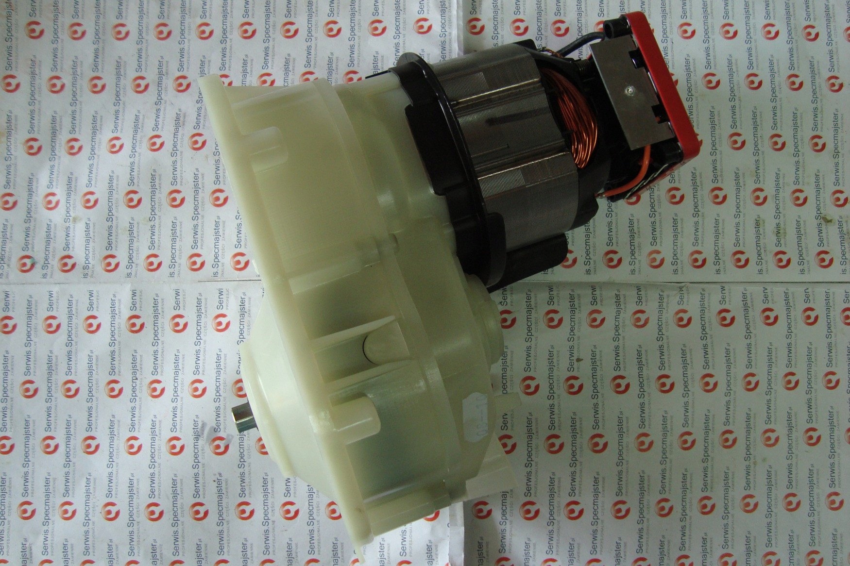 Motor - Bosch Axt Rapid 200- Motor č. 801 Kód: F 016 104