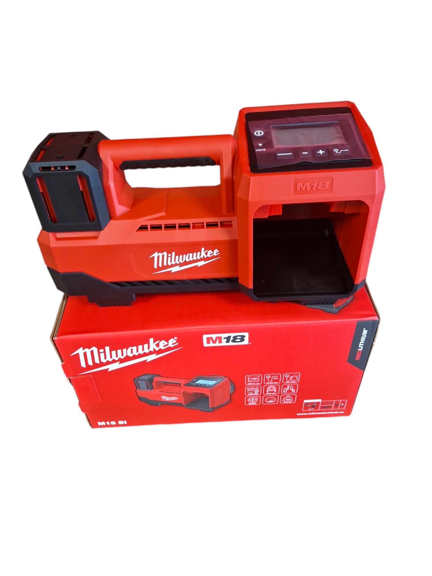Bezolejový kompresor Milwaukee 4933478706 0 l 10,3 bar