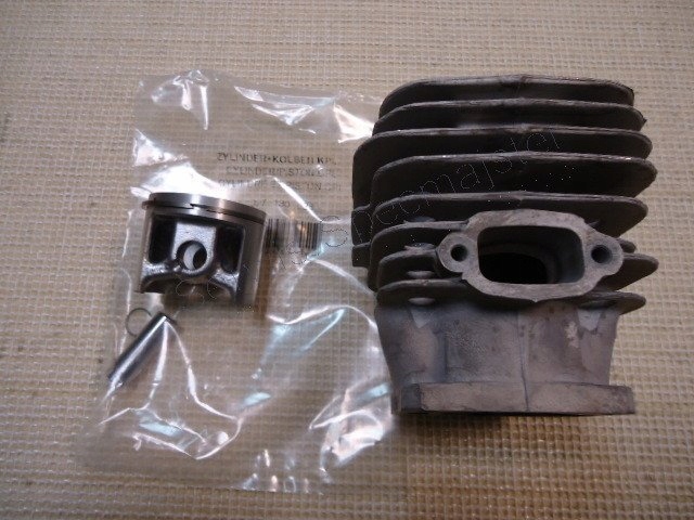 Valec, piest - Makita DCS520-Tlok a zbierka NR152 Kód: 027130033