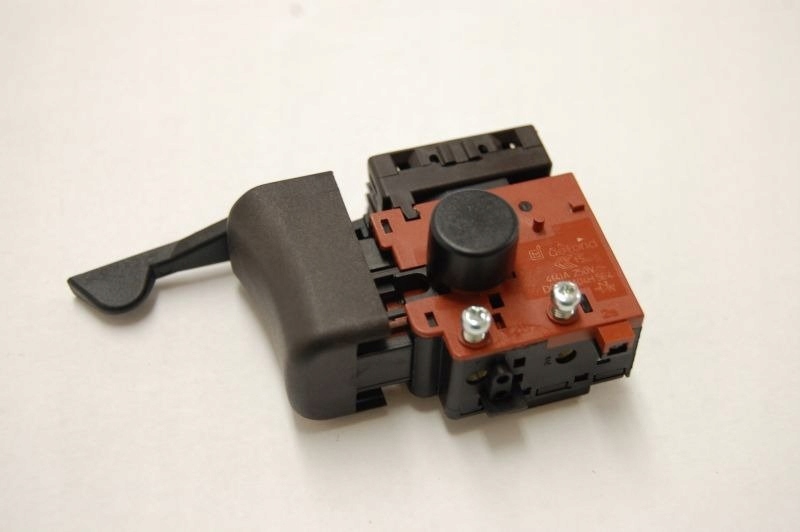 Úchyt - Makita HP1630- prepínač č. 41 Kód: 650586-0