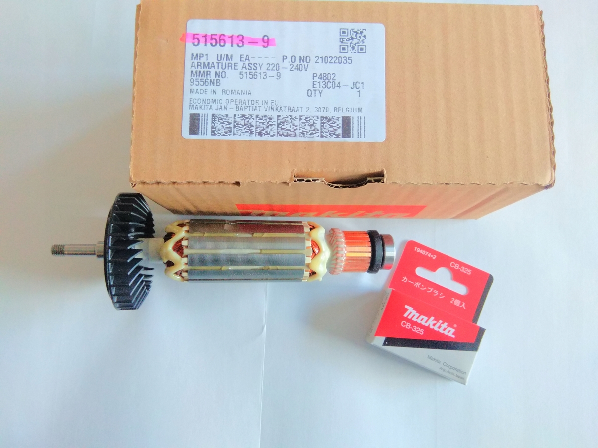 Rotor - MAKITA rotor + kefy 9557HNG 9558HNG originál