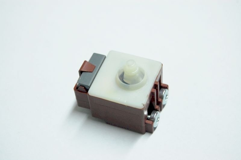 Úchyt - Makita HR4501C- Elektronický regulátor č.