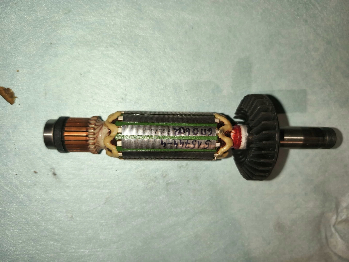 Rotor Makita pre priamu brúsku GD0602 515744-4