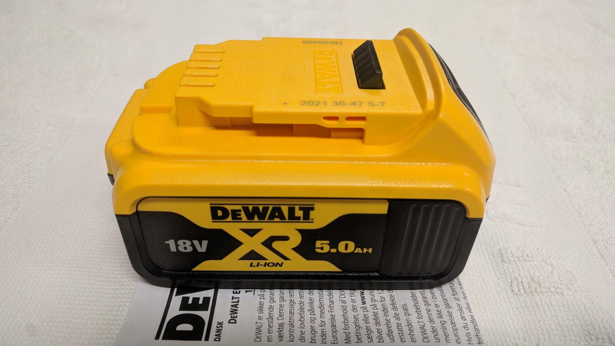 Náhradná batéria - Originálna batéria dewalt xr 5AH 18V NOVINKA