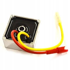 REGULÁTOR NAPÄTIA BRIGGS & STRATTON 5-9 AMP 691188 491546 793360 794360