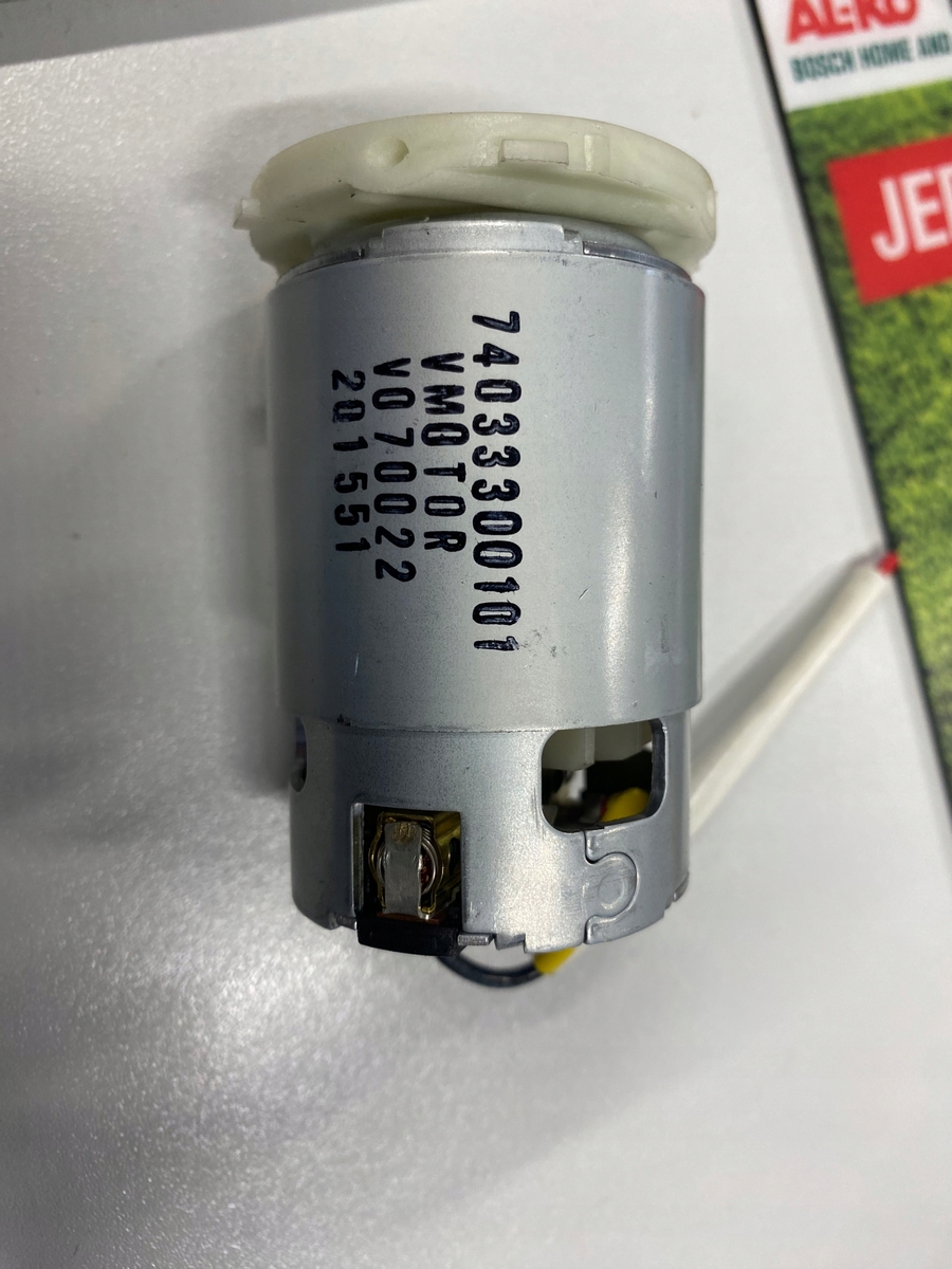 Motor - 826 Kód: 2 610 99