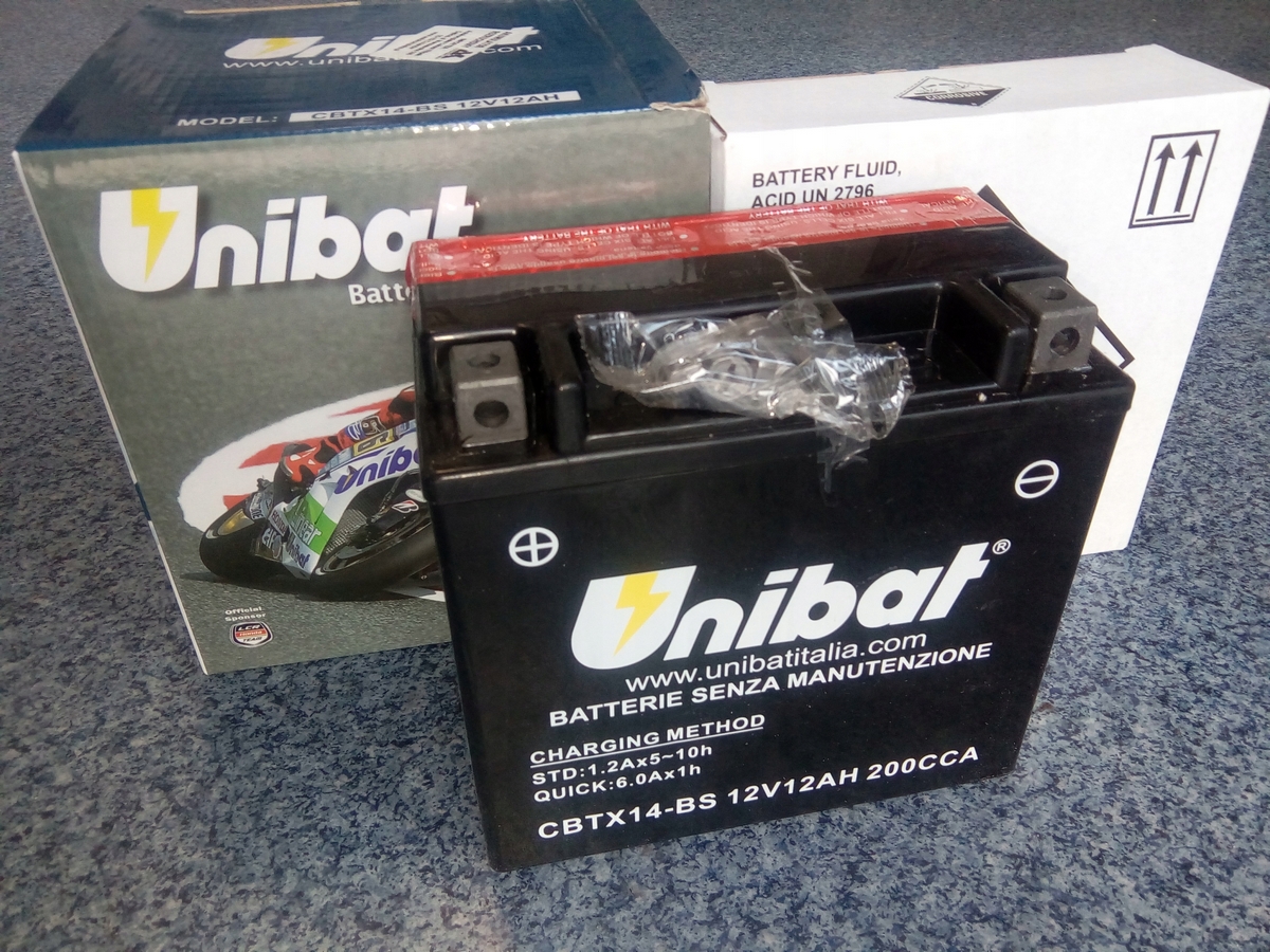 Pomocná batéria Mercedes W204 W211 W169 W212